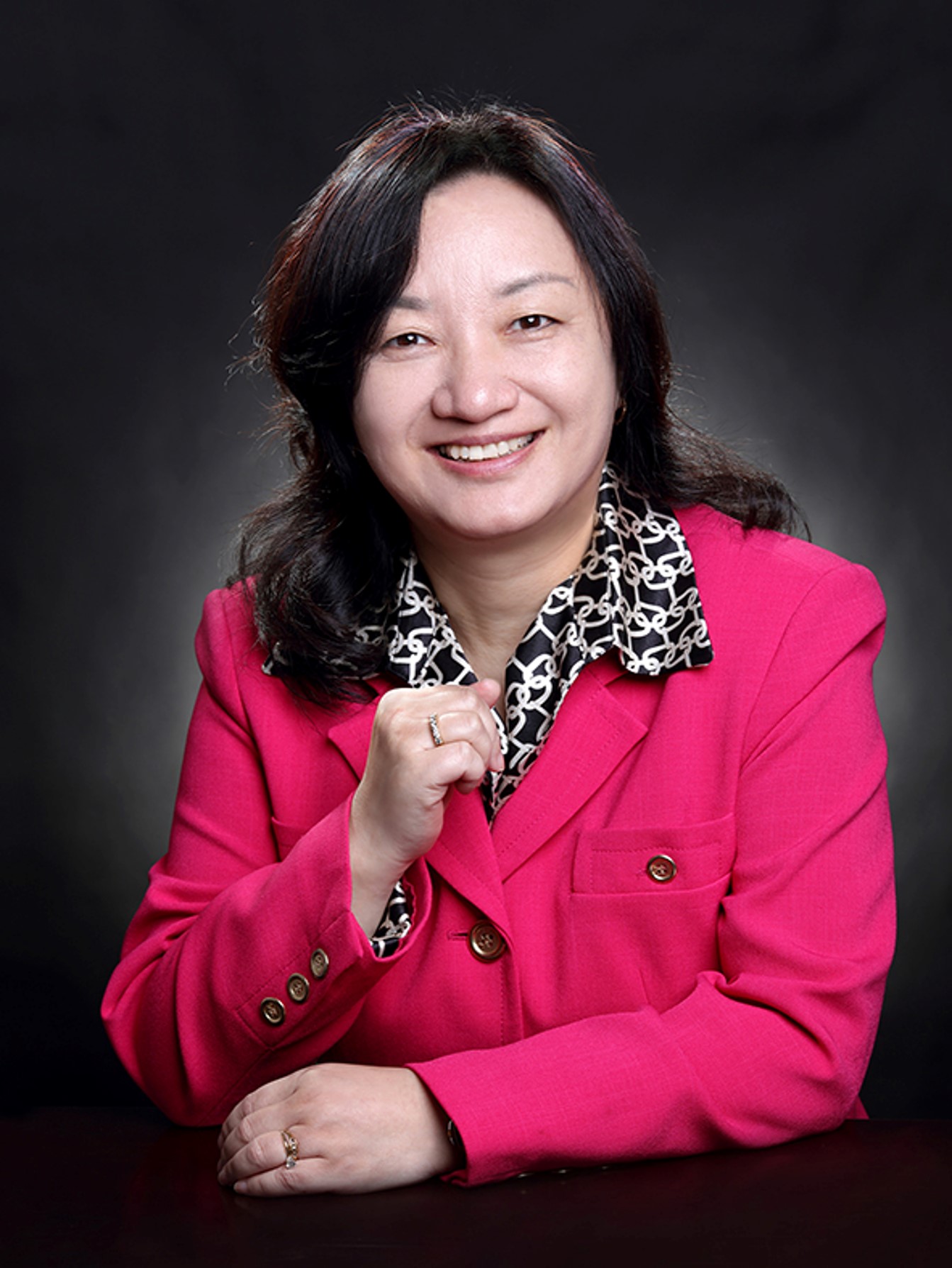 Prof. Lisa Xu